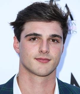 Jacob Elordi Body Measurements Height Weight Age Vital Stats。